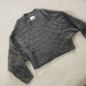 Abercrombie and Fitch| Women’s Chunky Wool Knit Sweater Size XS